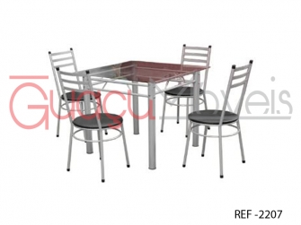 CONJUNTO DE JANTAR COM 4 CADEIRAS